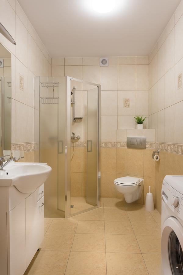 Olymp 114 I 120 Z Basenem, Sauna I Jacuzzi W Cenie Kołobrzeg Exteriör bild